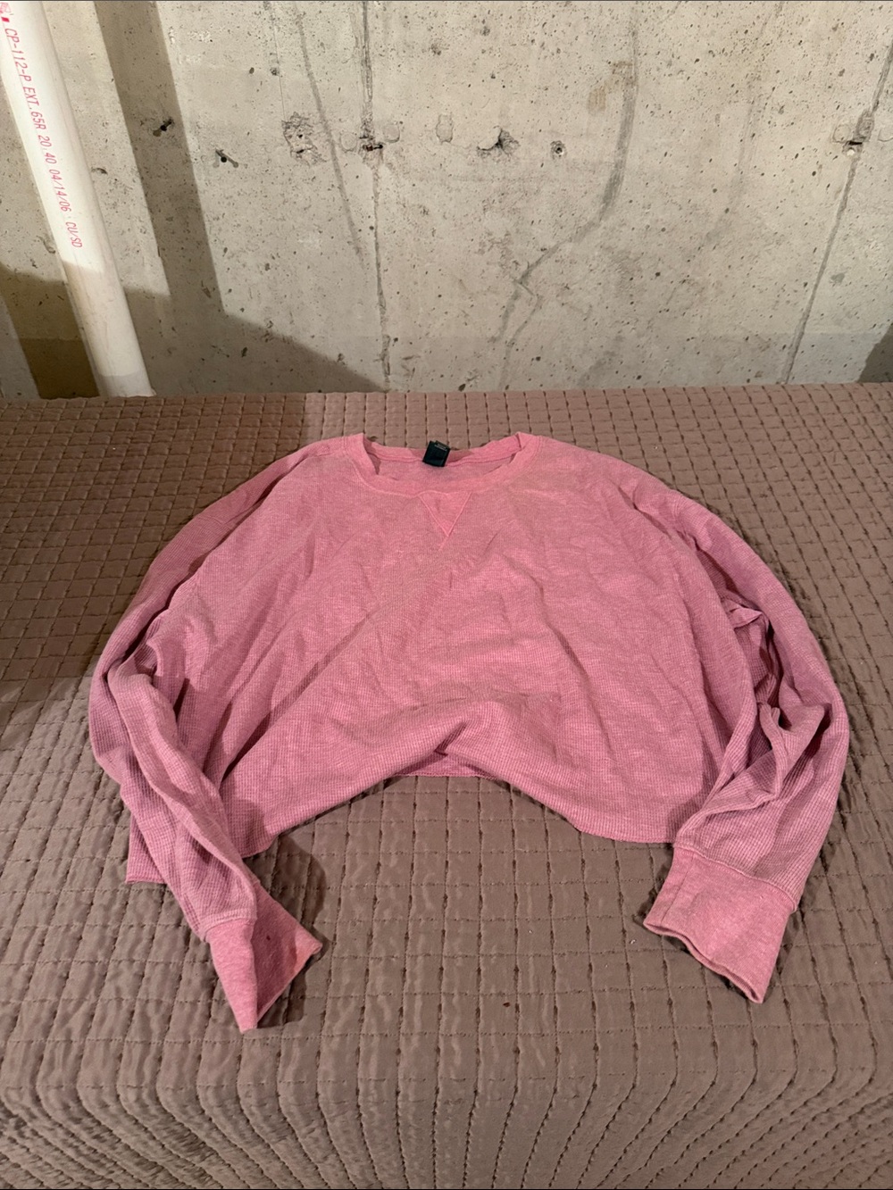 Women's Pink Cropped Long-Sleeve Top